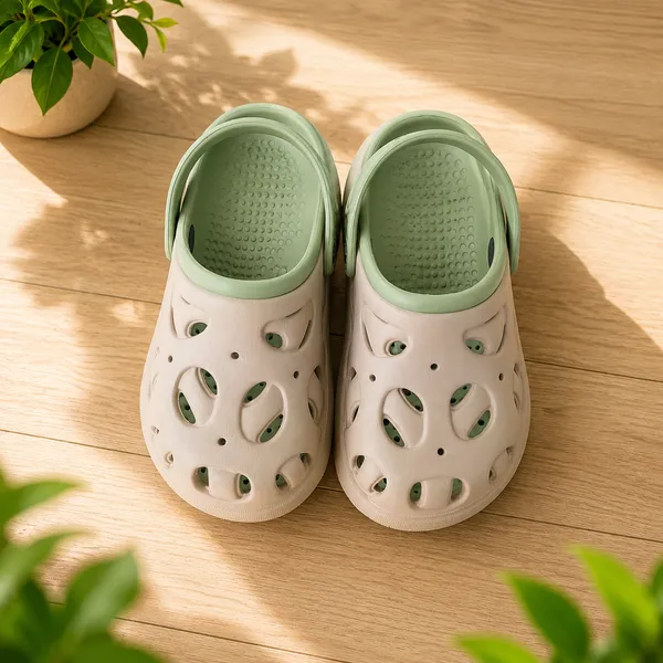 Kids_Lightweight_EVA_Garden_Clogs_|_Breathable_Anti-Slip_Slip-On_Sandals_with_Adjustable_Back_Strap_|_Soft_Cushioned_Casual_Clogs_for_Boys_&_Girls_|_Beige_&_Mint_Green