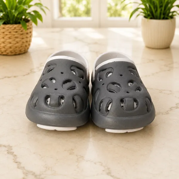 Kids_Lightweight_EVA_Garden_Clogs_|_Breathable_Anti-Slip_Slip-On_Sandals_with_Adjustable_Back_Strap_|_Soft_Cushioned_Casual_Clogs_for_Boys_&_Girls_|_Grey_&_White