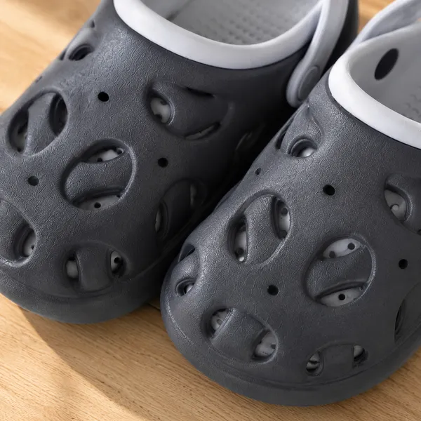 Kids_Lightweight_EVA_Garden_Clogs_|_Breathable_Anti-Slip_Slip-On_Sandals_with_Adjustable_Back_Strap_|_Soft_Cushioned_Casual_Clogs_for_Boys_&_Girls_|_Grey_&_White