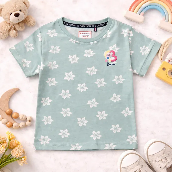 Aura_Moda_Girls_Premium_Jacquard_T-Shirt_&_Capri_Set_(3/4th)_Textured_Stylish_Outfit
