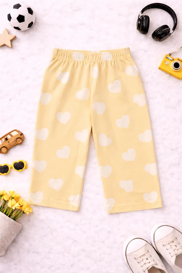 Aura_Moda_Girls_Premium_Jacquard_T-Shirt_&_Capri_Set_(3/4th)_Textured_Stylish_Outfit