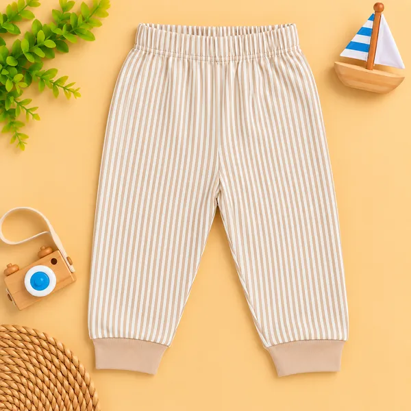 O&O_Clothes_Kids_Full_Sleeve_Santa_Cruz_Printed_T-Shirt_&_Striped_Pajama_Set