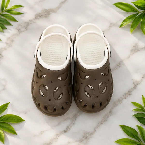 Kids_Lightweight_EVA_Garden_Clogs_|_Breathable_Anti-Slip_Slip-On_Sandals_with_Adjustable_Back_Strap_|_Soft_Cushioned_Casual_Clogs_for_Boys_&_Girls_|_Brown_&_White