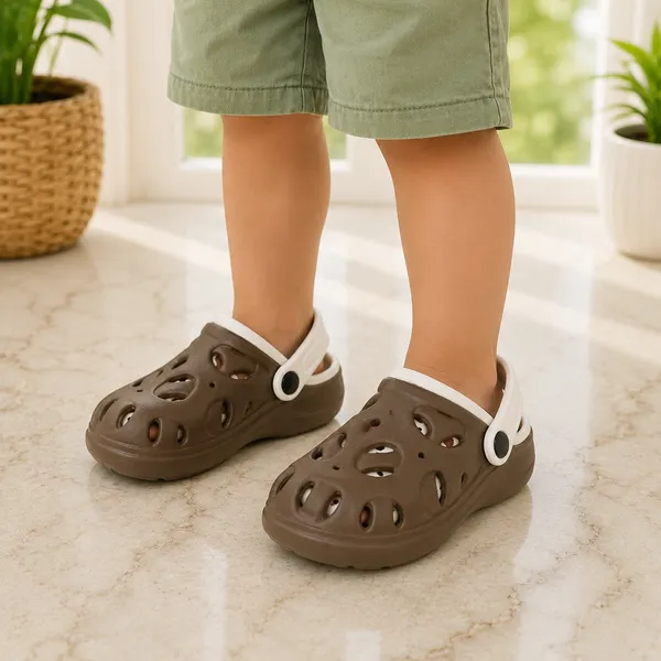 Kids_Lightweight_EVA_Garden_Clogs_|_Breathable_Anti-Slip_Slip-On_Sandals_with_Adjustable_Back_Strap_|_Soft_Cushioned_Casual_Clogs_for_Boys_&_Girls_|_Brown_&_White