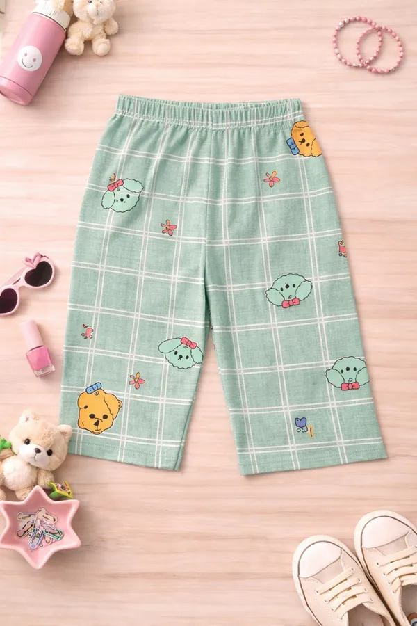 Aura_Moda_Kids_Premium_T-Shirt_&_Capri_Set_(3/4th)_Soft_&_Comfortable_Outfit