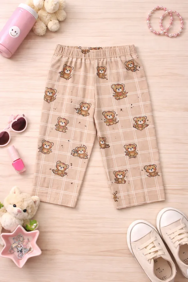 Aura_Moda_Kids_Premium_T-Shirt_&_Capri_Set_(3/4th)_Soft_&_Comfortable_Outfit