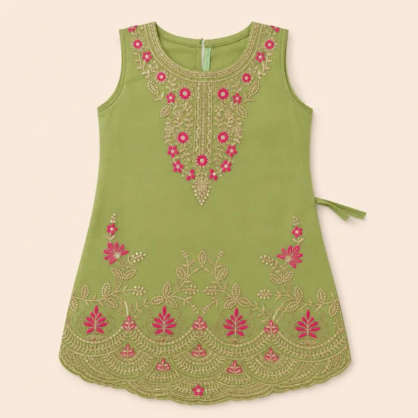 Girls_Embroidered_Kurti_with_Sharara_&_Dupatta_Ethnic_Suit_Set