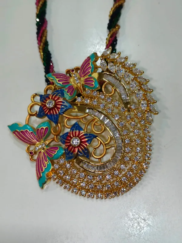 Enchanted_Butterfly_&_Polki_Fusion_Necklace_&_Earring_Set