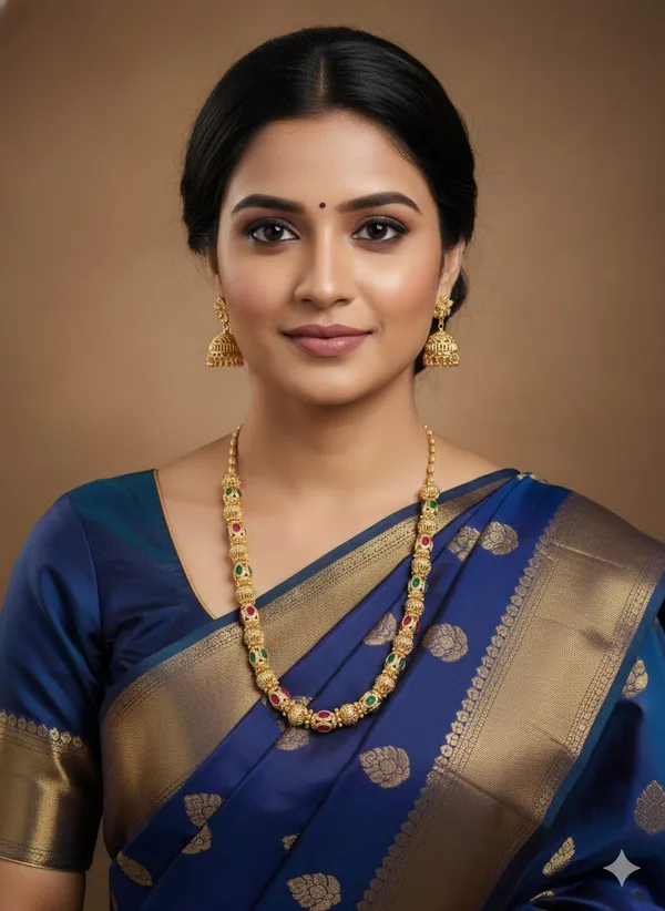 Traditional_Temple_Inspired_Kemp_Stone_Gold_Necklace_and_Earring_Set