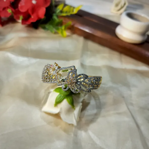 Rhodium_Polished_American_Diamond_Bracelet_for_Women