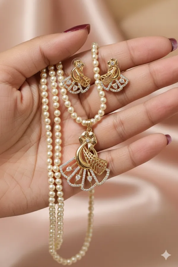 Elegant_Gold_Pearl_Necklace_Set_with_Designer_Pendant_&_Matching_Earrings