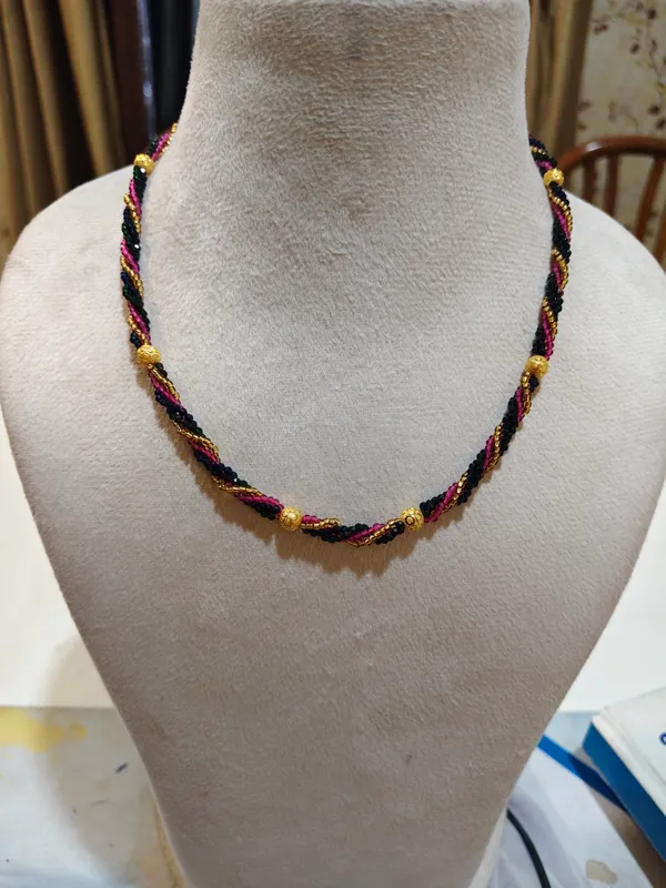 Regal_Navaratna_Multi-color_Beaded_Mala_