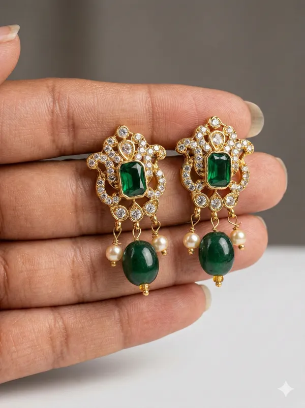 Royal_Emerald-Green_Beaded_Kundan-Style_Necklace_&_Earring_Set_(South_indian_style)