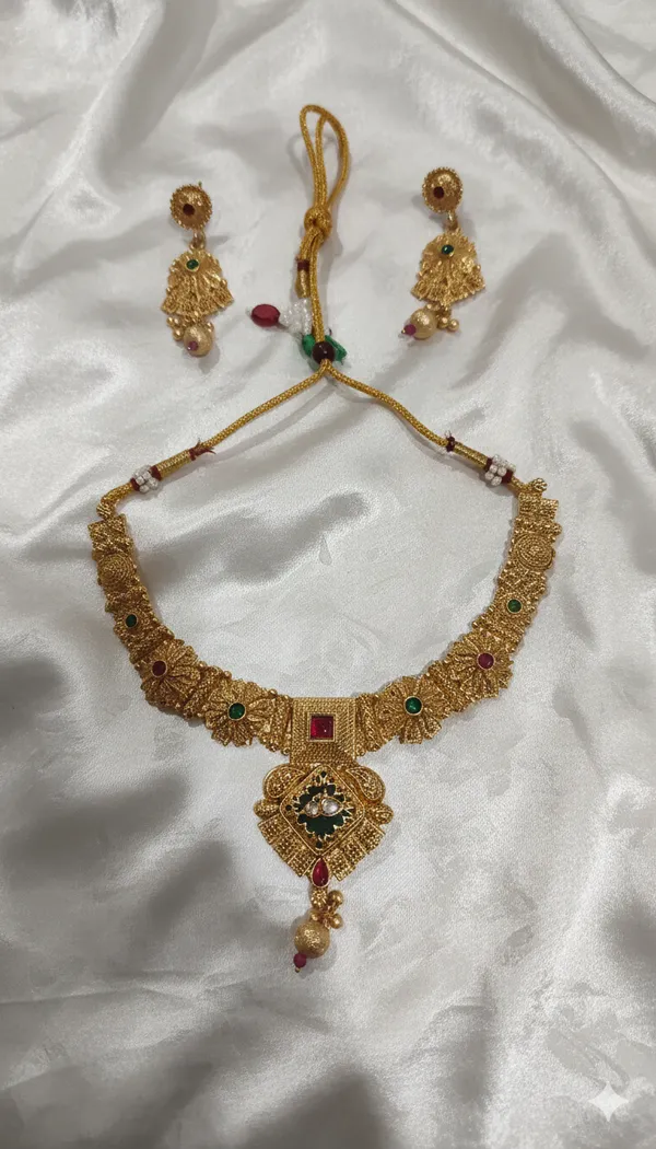 MOP_gold_plated_heritage_necklace