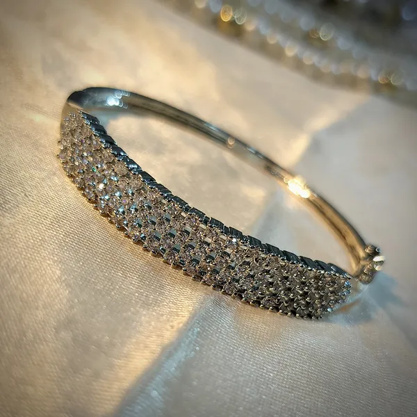 Rhodium_Polished_American_Diamond_Bracelet