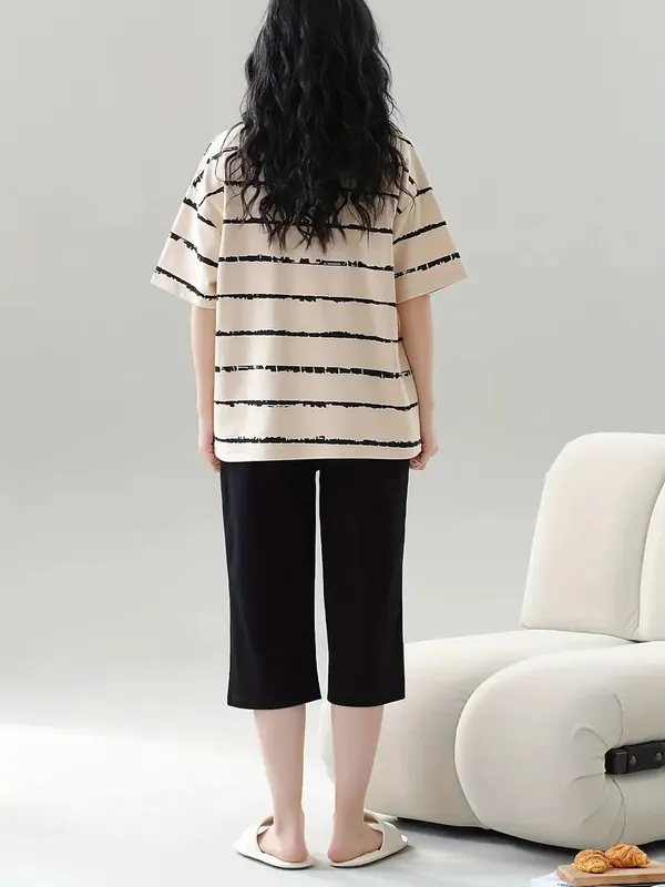 Cream_And_Black_Women__Printed_Loungewear_Set__Striped_T-Shirt_&_Capri_Pants_For_Women