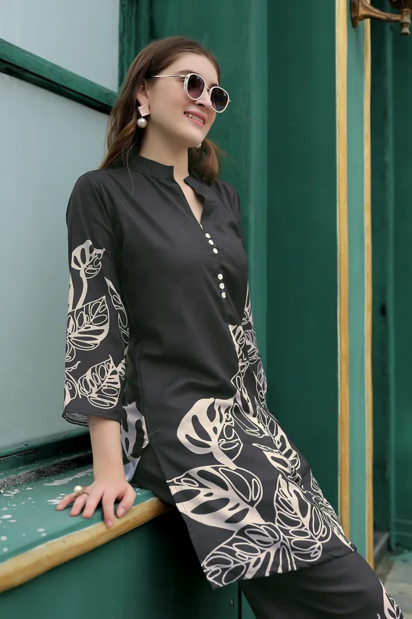 Black_Floral_Printed_Co-Ord_Set_For_Women
