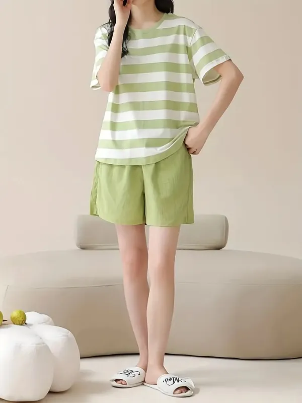 Green_Casual_Green_Striped_T-Shirt_and_Shorts_Set_For_Women
