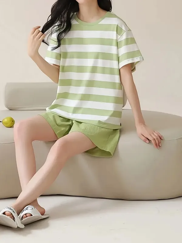 Green_Casual_Green_Striped_T-Shirt_and_Shorts_Set_For_Women