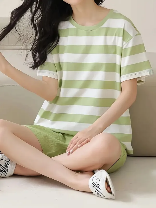 Green_Casual_Green_Striped_T-Shirt_and_Shorts_Set_For_Women