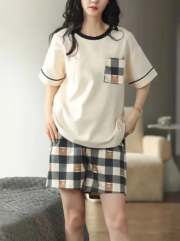 Cream_short-sleeve_pajama_set_with_plaid_shorts_and_a_matching_top_featuring_a_plaid_pocket_For_Women