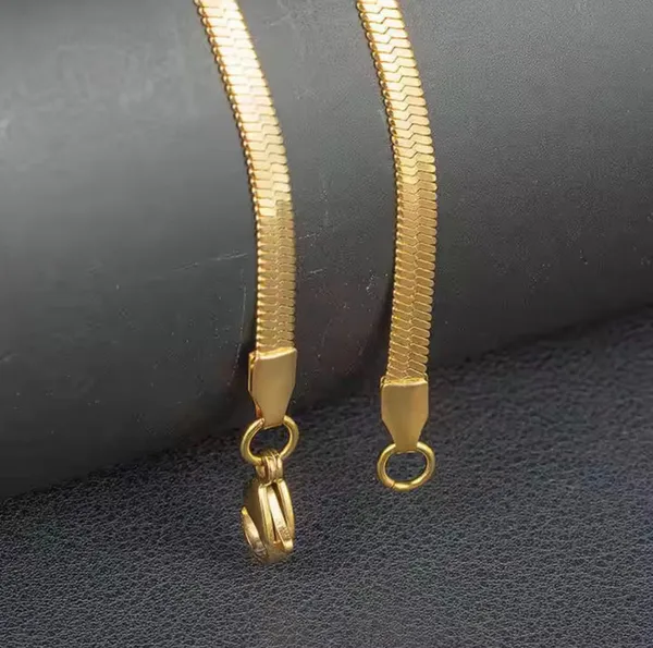 Golden_Stainless_Steel_Premium_&_Elegant_Chain_For_Men