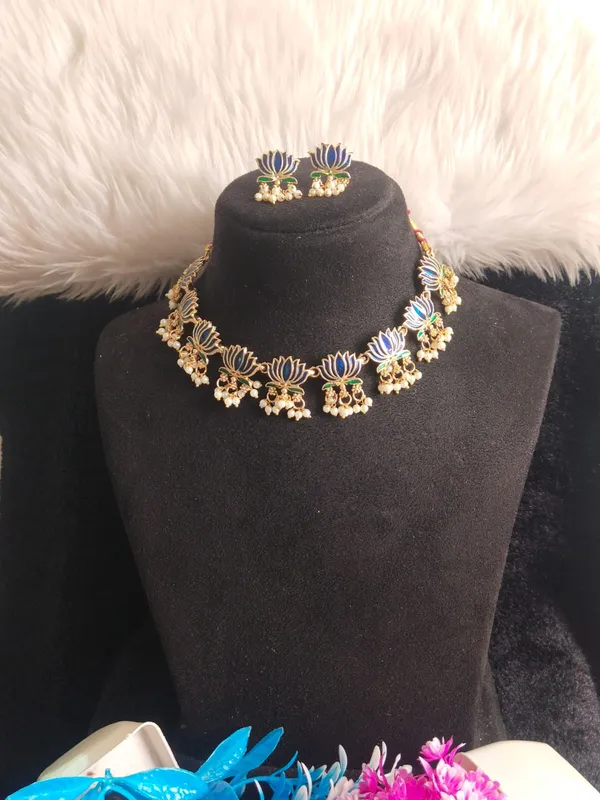 9_Lotus_Temple_Motif_Necklace_Set_with_earrings_-_Blue
