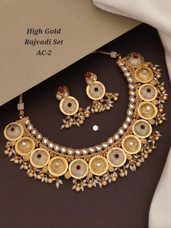 High_Gold_Rajwadi_Set_with_Earrings