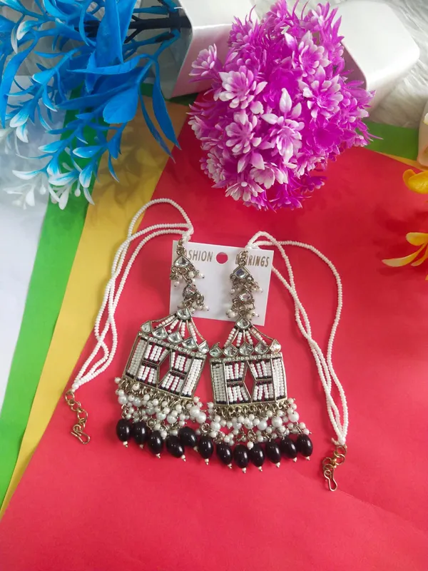 Black_Jharokha_Stylish_Long_Party_Wear_Earrings_With_Kaan_Chain_For_Women