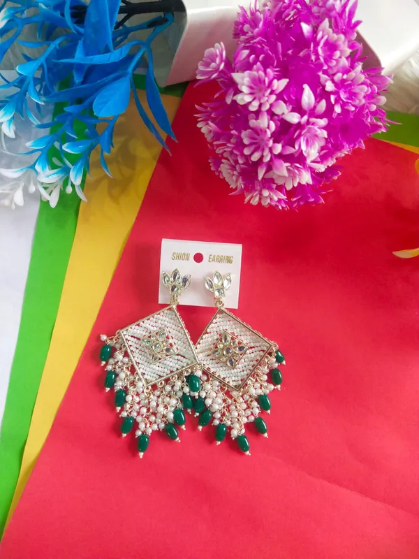 Green_Shaan_Kundan_Moti_Earrings_For_Women