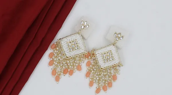 Peach_Shaan_Kundan_Moti_Earrings_For_Women
