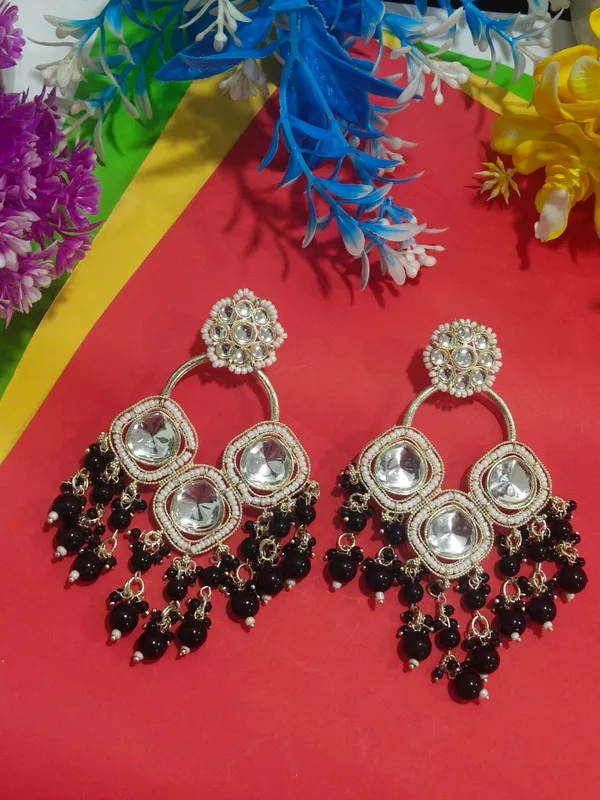 Seher_Luxurious_Kundan_Layered__Black_Chandbalis