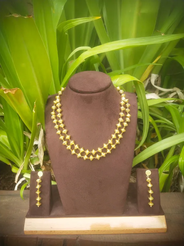Gold_Platting_Handmade_Brass_Moti_Necklace_With_Earrings_For_Women