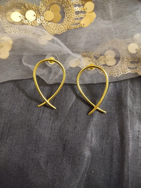 Gold_Platting_-_Criss_Cross_Handmade_Brass_Earrings_For_Women