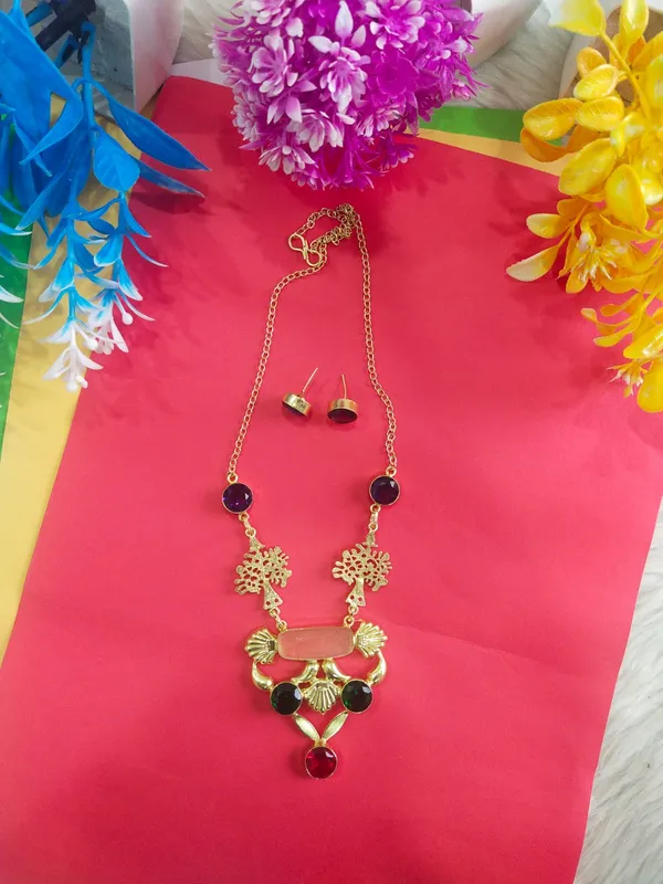 Green_&_Red_&_Purple_Indowestern_Fusion_Necklace_With_Quartz_Stone_Brass_Earrings_For_Women