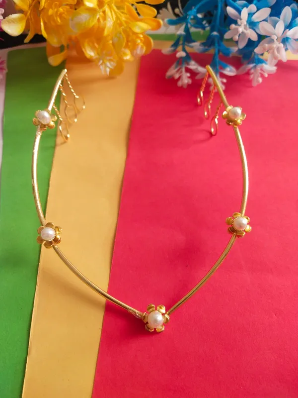Classic_Hair_Brass_Crown_-_Flower_with_Pearl_-_Tiara