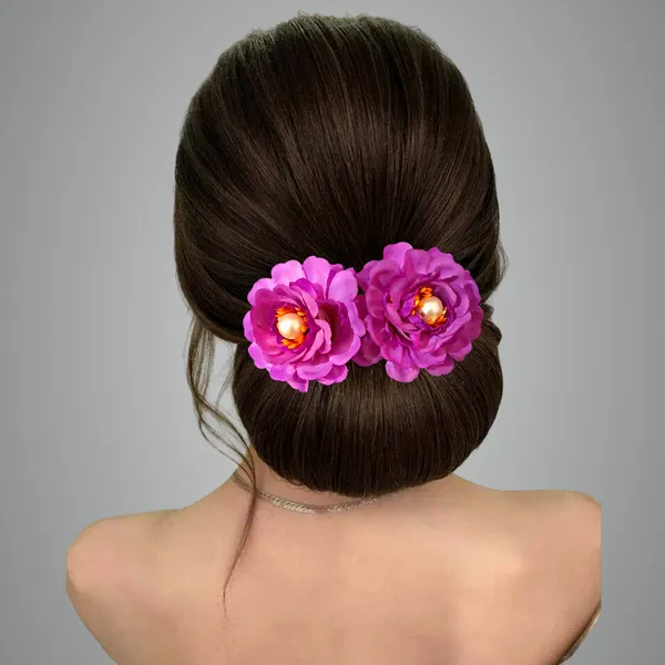 Elegant_Black_Base_Hair_Comb_With_Floral_Pearl_Embellishments