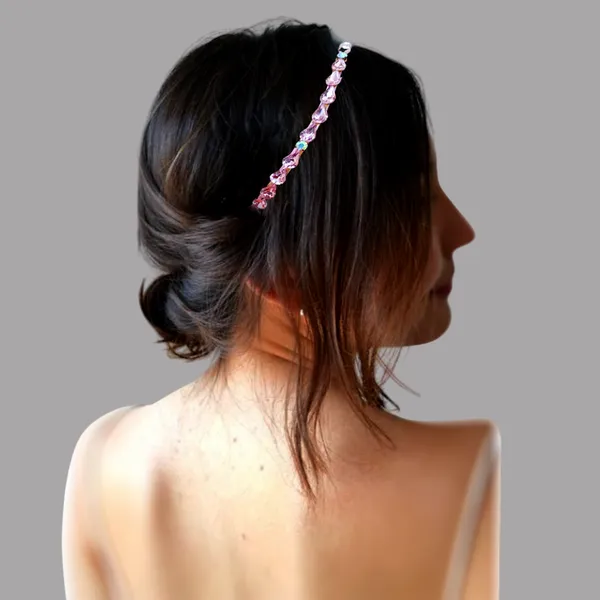 Elevate_Your_Style_With_Our_Stunning_Drop-Shaped_Crystal_Hairband_Featuring_Shimmering_Nag_Crystals_Perfect_For_Any_Occasion,_Lightweight,_Comfortable,_And_Suitable_For_All_Hair_Types_And_Ages