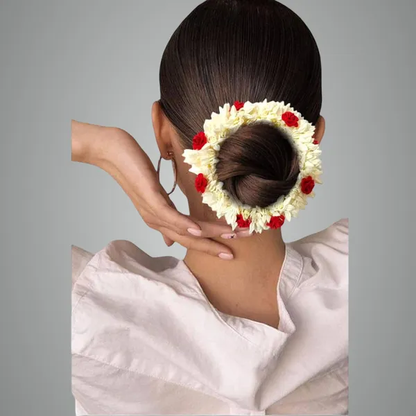 Red_Mogra_Gajra_With_Rose_Artificial_Flowers_Scrunchies_Rubber_Band
