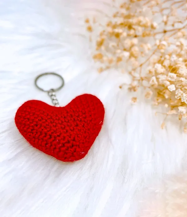 Red_Woolen_Handmade_Premium_Quality_Heart_Keychain