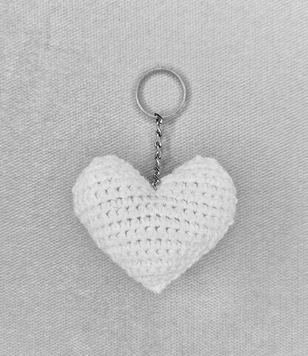 White_Woolen_Handmade_Premium_Quality_Heart_Keychain
