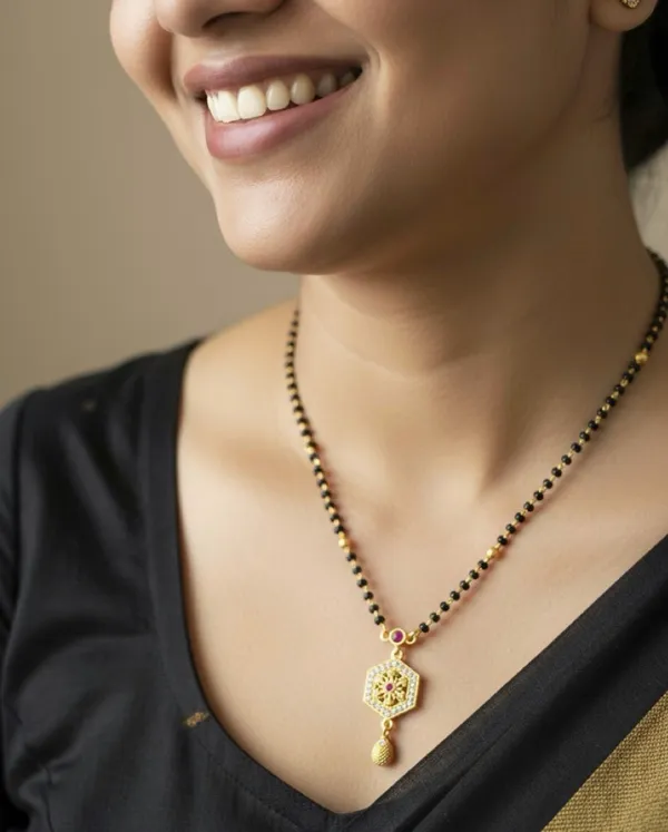 Gold_Plated_Everyday_Luxe_Essential_Mangalsutra_For_Women_(150_mg_Gold)