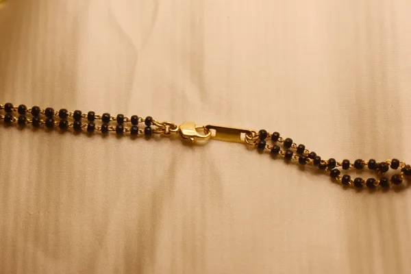 Gold_Plated_Lotus_Bloom_Duo_Chain_Mangalsutra_For_Women_(400_mg_Gold)