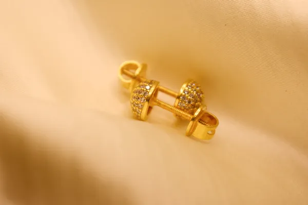 Gold_Plated_Dome_Pave_Diamonds_Studs_For_Women_(100_mg_Gold)