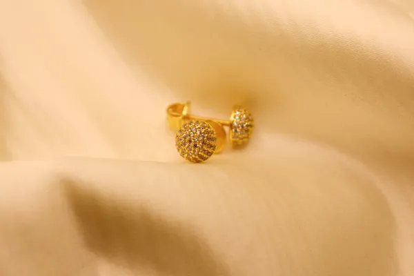 Gold_Plated_Dome_Pave_Diamonds_Studs_For_Women_(100_mg_Gold)