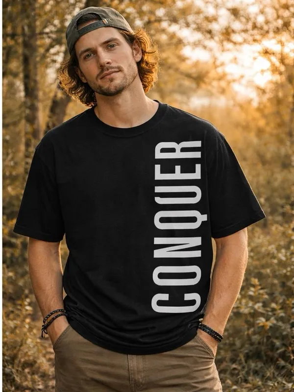 Born_Conquer_-_Oversized_Fit_T-Shirt