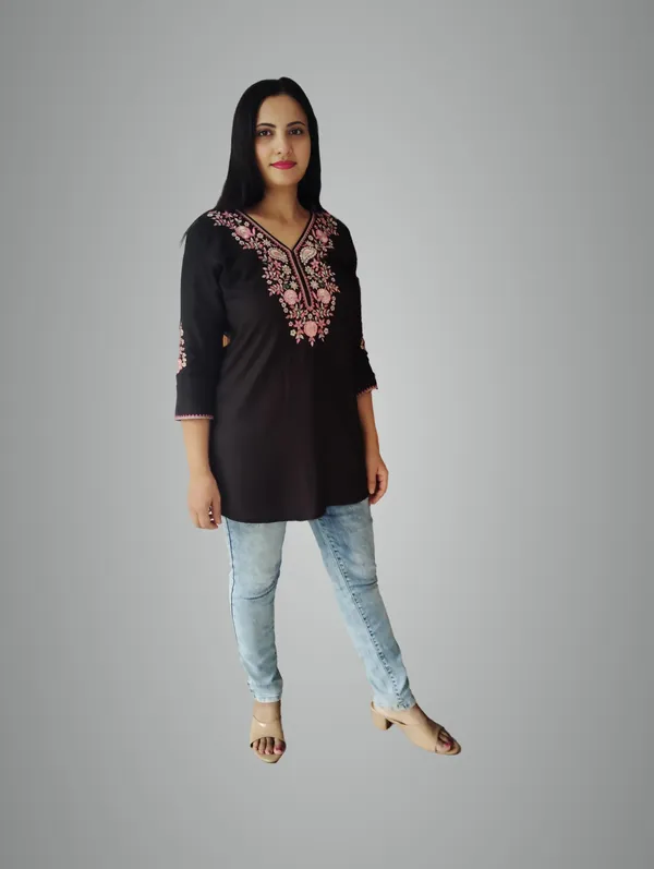Black_Rayon_Top