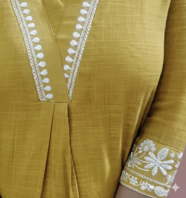 Jaitra_Apparels_Embroidered_Cord_Set_with_pocket