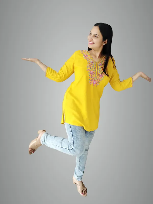 Yellow_Rayon_Top