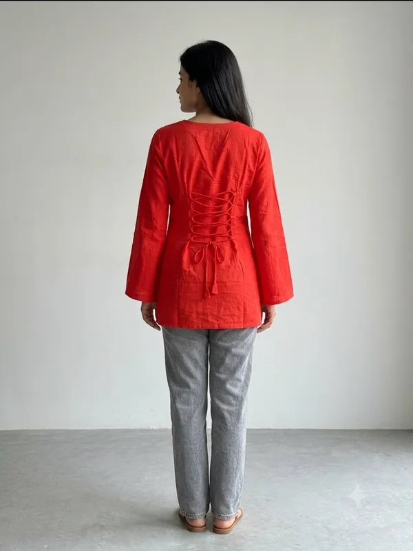 Jaitra_Apparels_Red_Pure_Cotton_Corset_Short_Kurti_with_Bell_Sleeves_and_back_dori